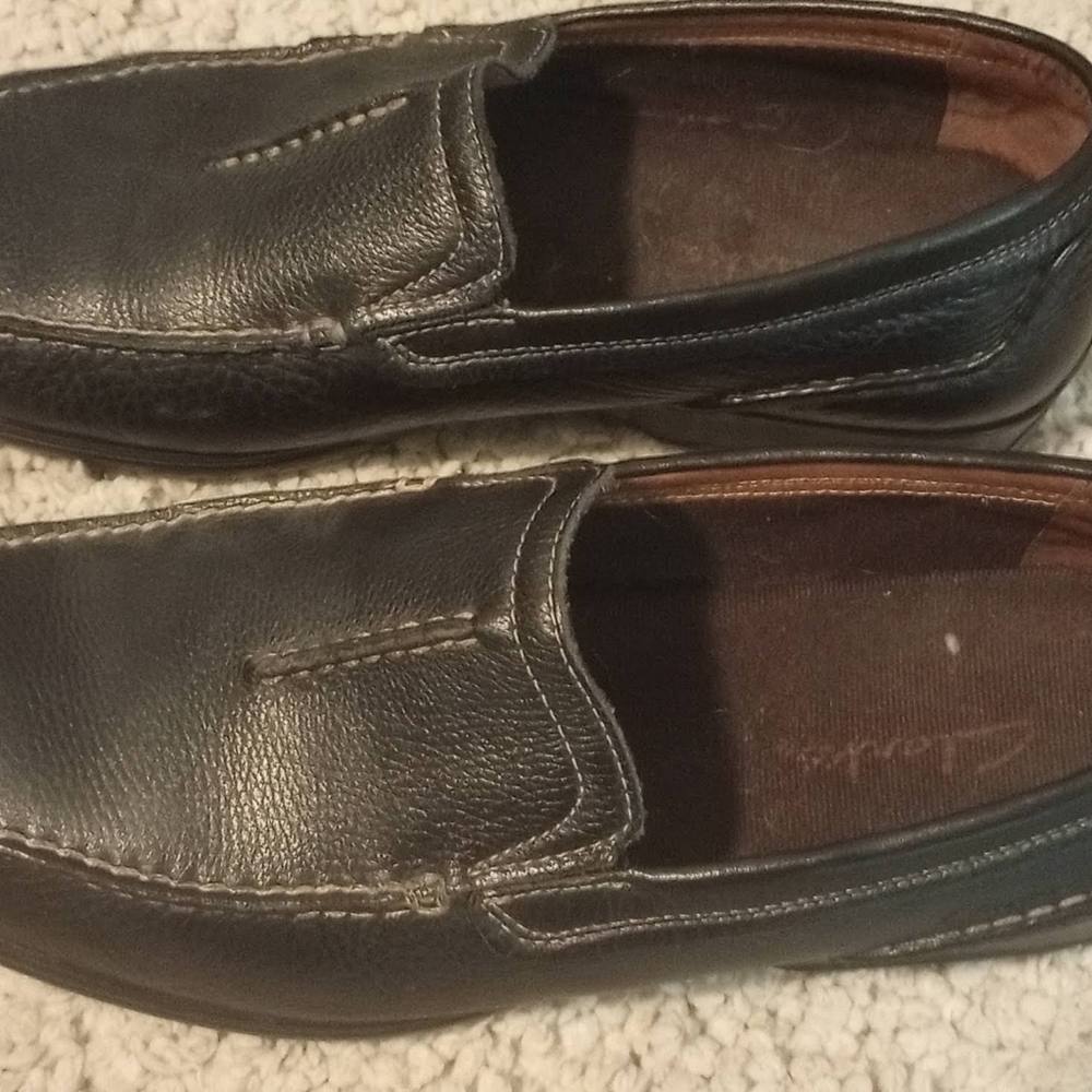 Black Clark casual dress shoes